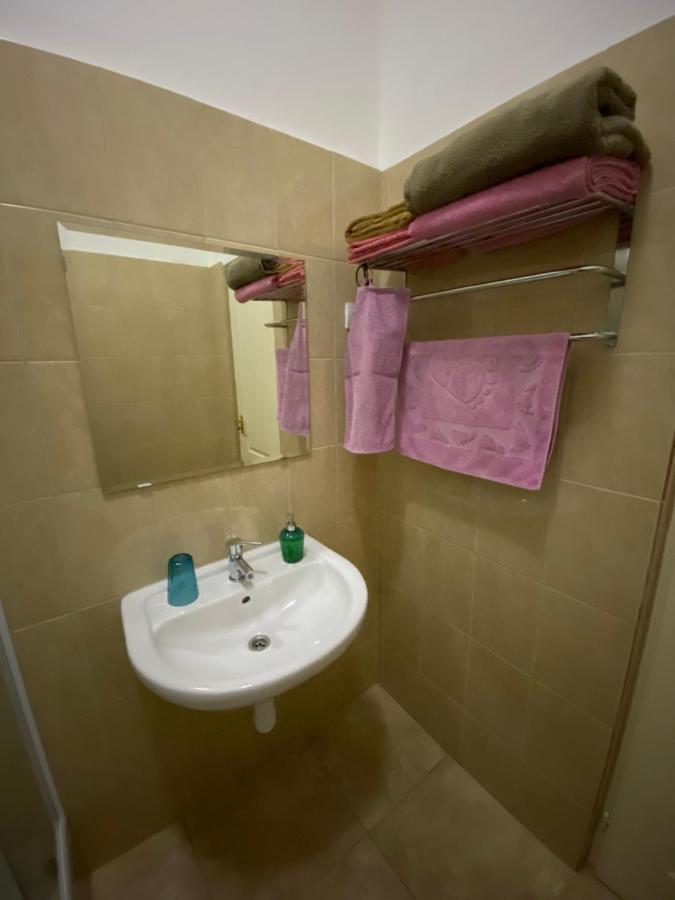 Come & Stay Apartments And Rooms City Center Budapesta Exterior foto