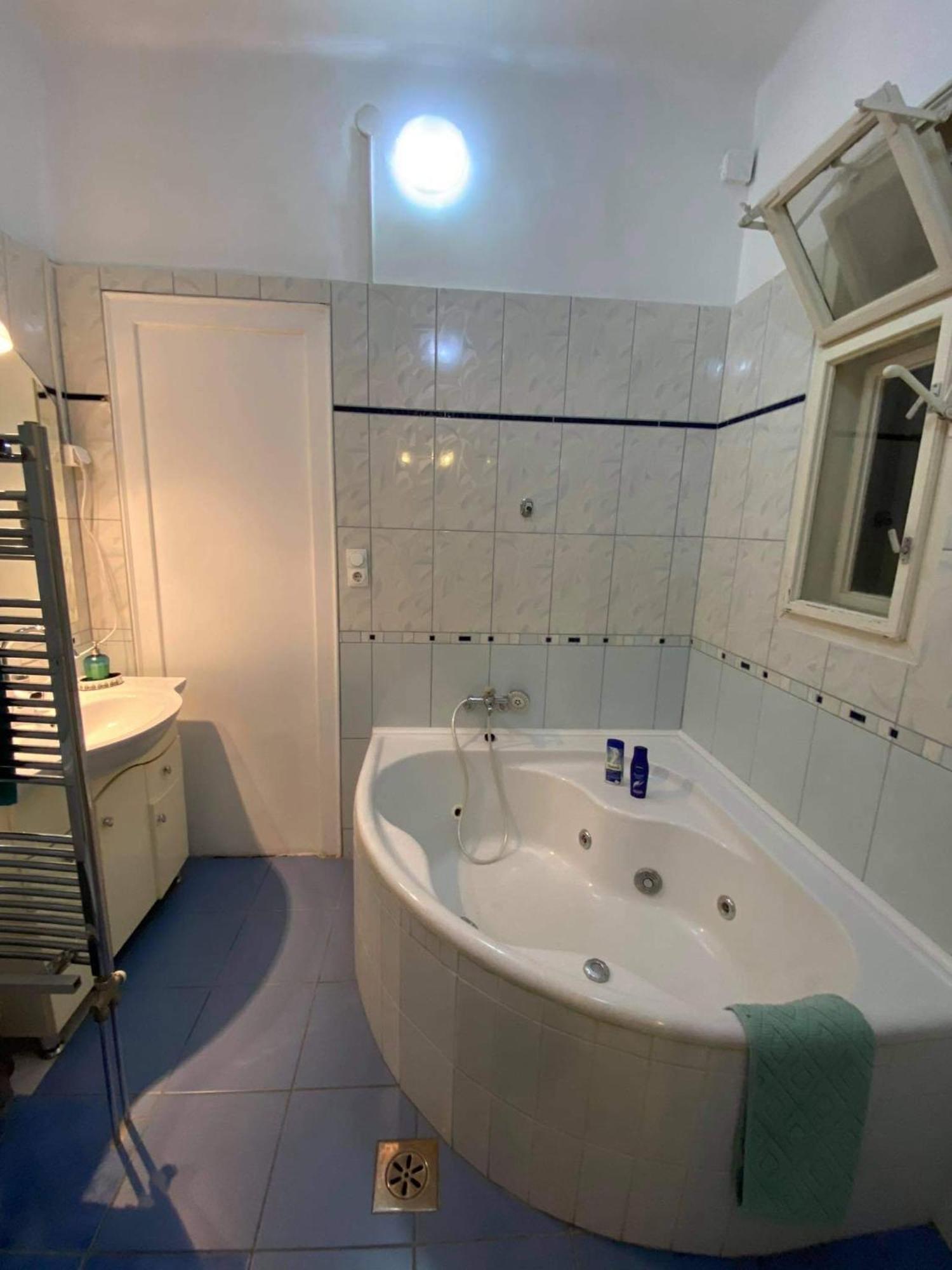 Come & Stay Apartments And Rooms City Center Budapesta Exterior foto
